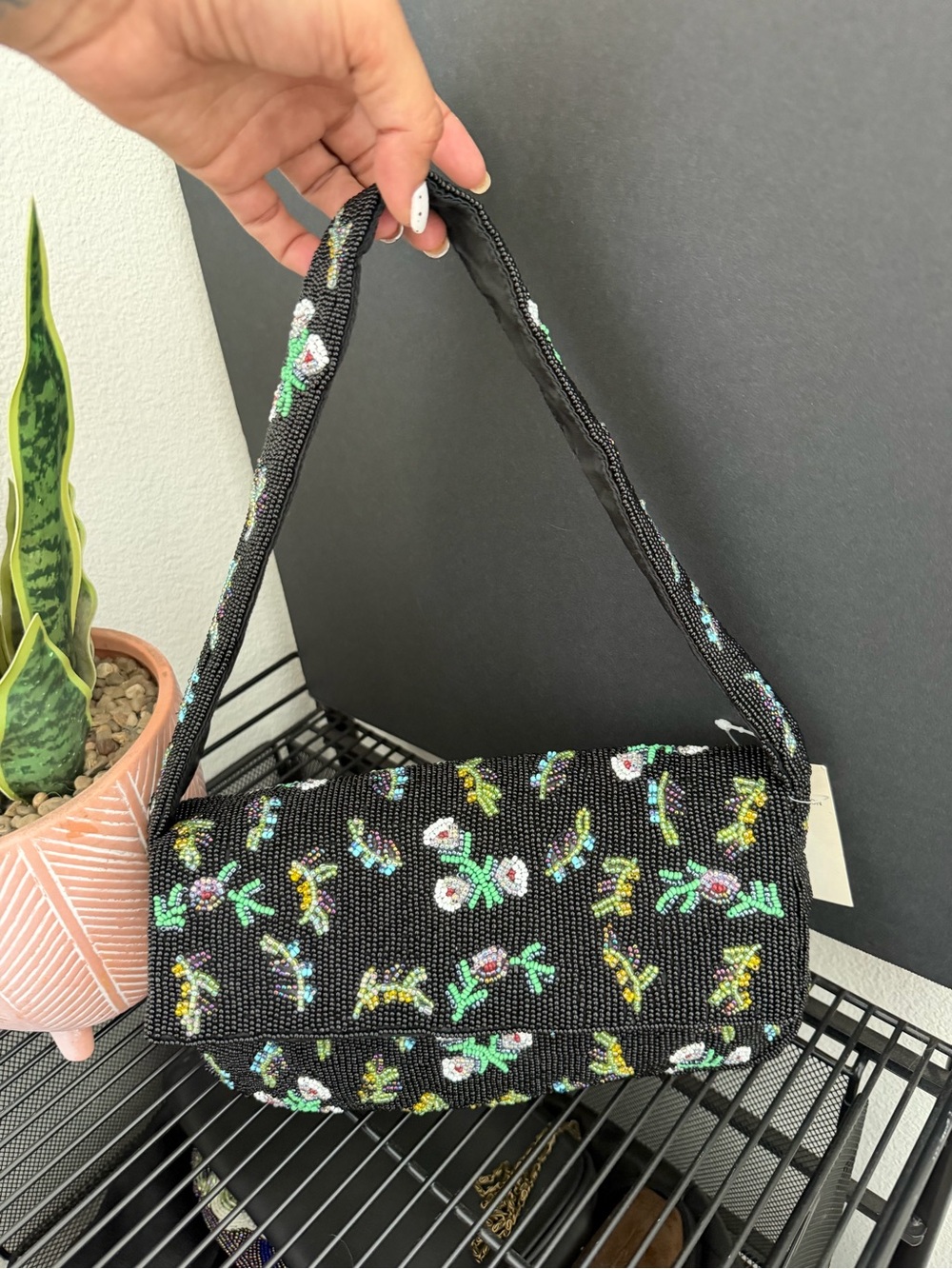 VALERIE STEVENS beaded black floral pattern with strap shoulder evening bag NEW